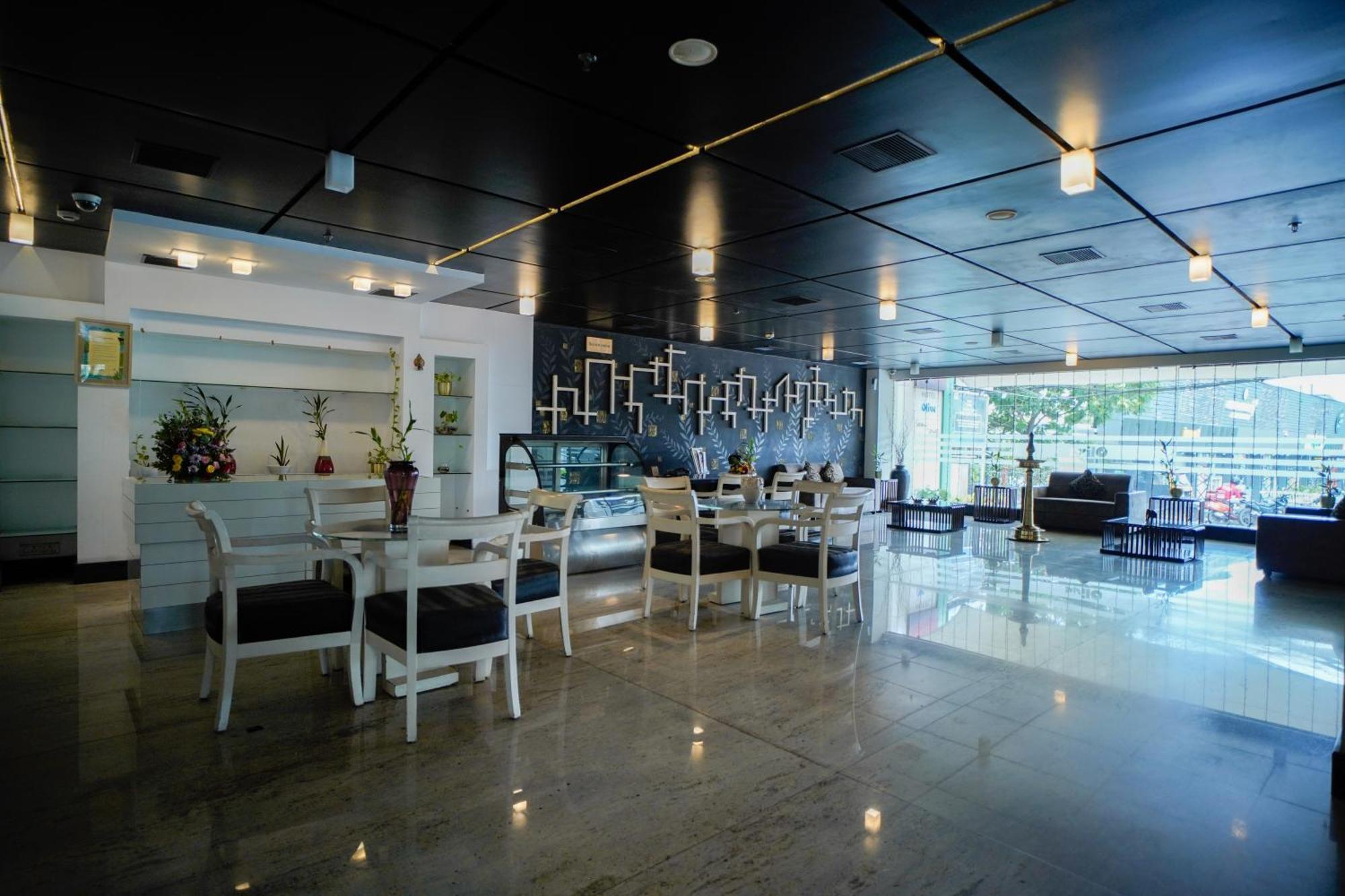 Hotel Olive Eva Kochi Exterior photo